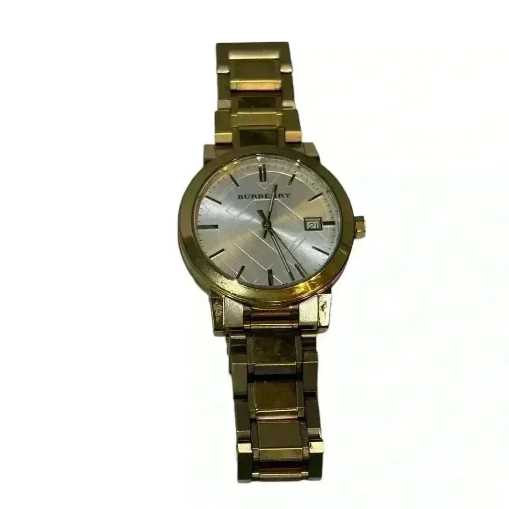 Burberry preowned very